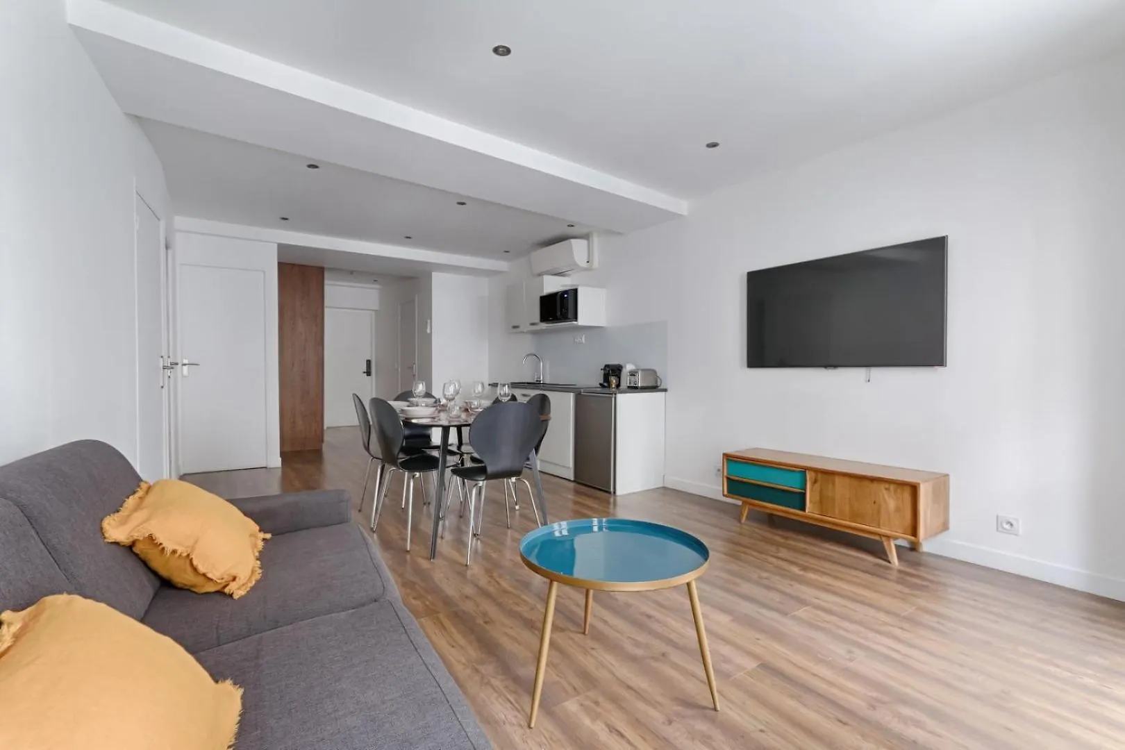 Tbs 305 - Superb Apartment In The Heart Of Paris 0*,